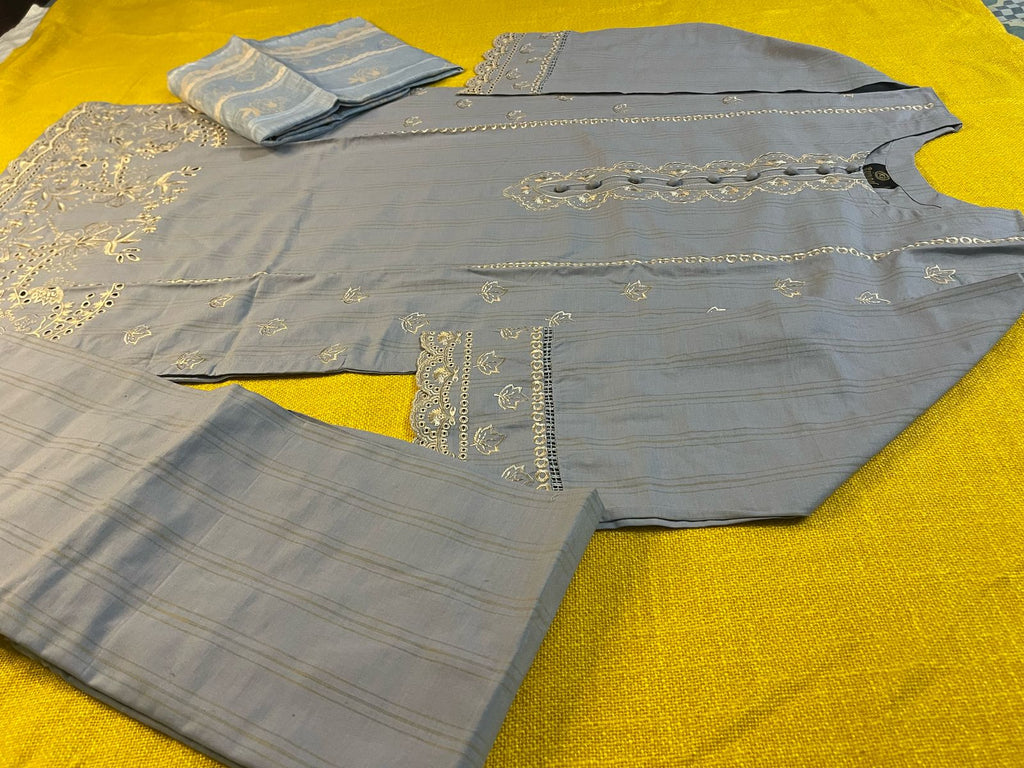 EMBROIDERED WOMEN STITCHED 3PC SUIT