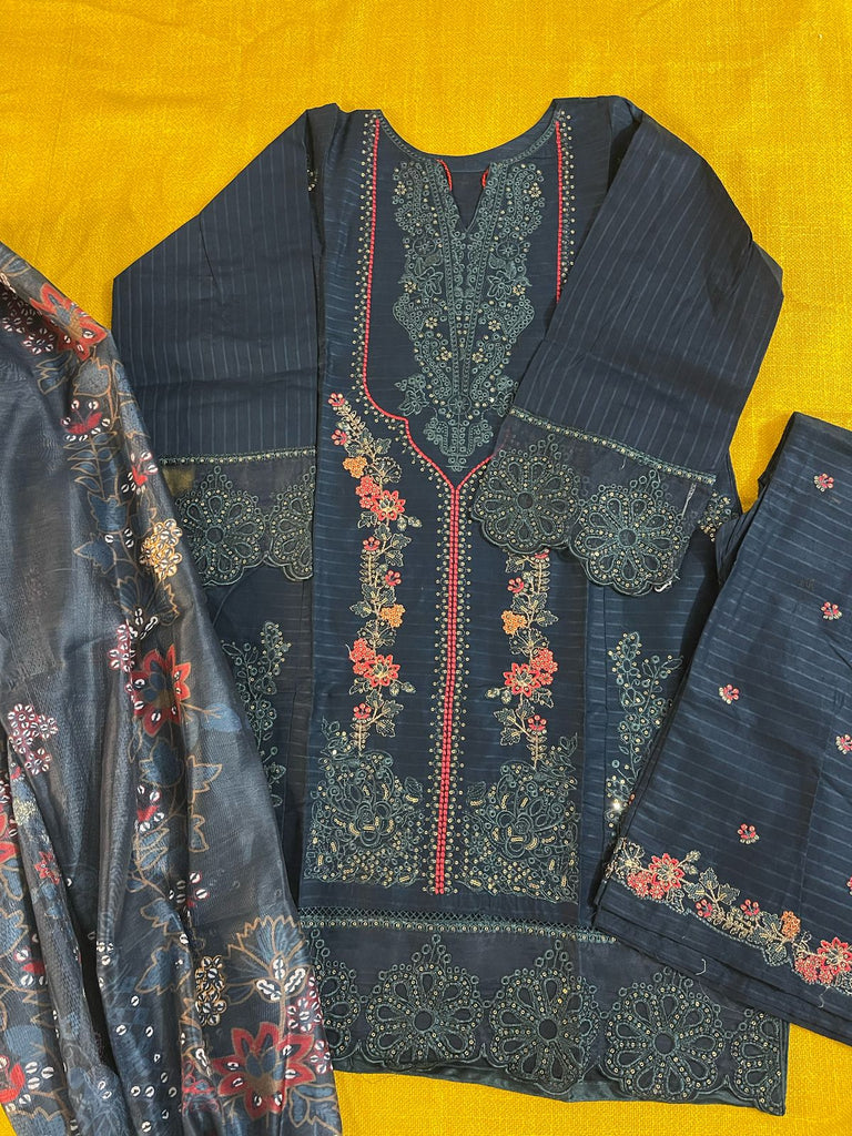EMBROIDERED WOMEN STITCHED 3PC SUIT