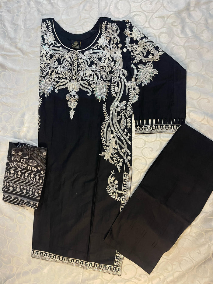 EMBROIDERED WOMEN STITCHED 3PC SUIT