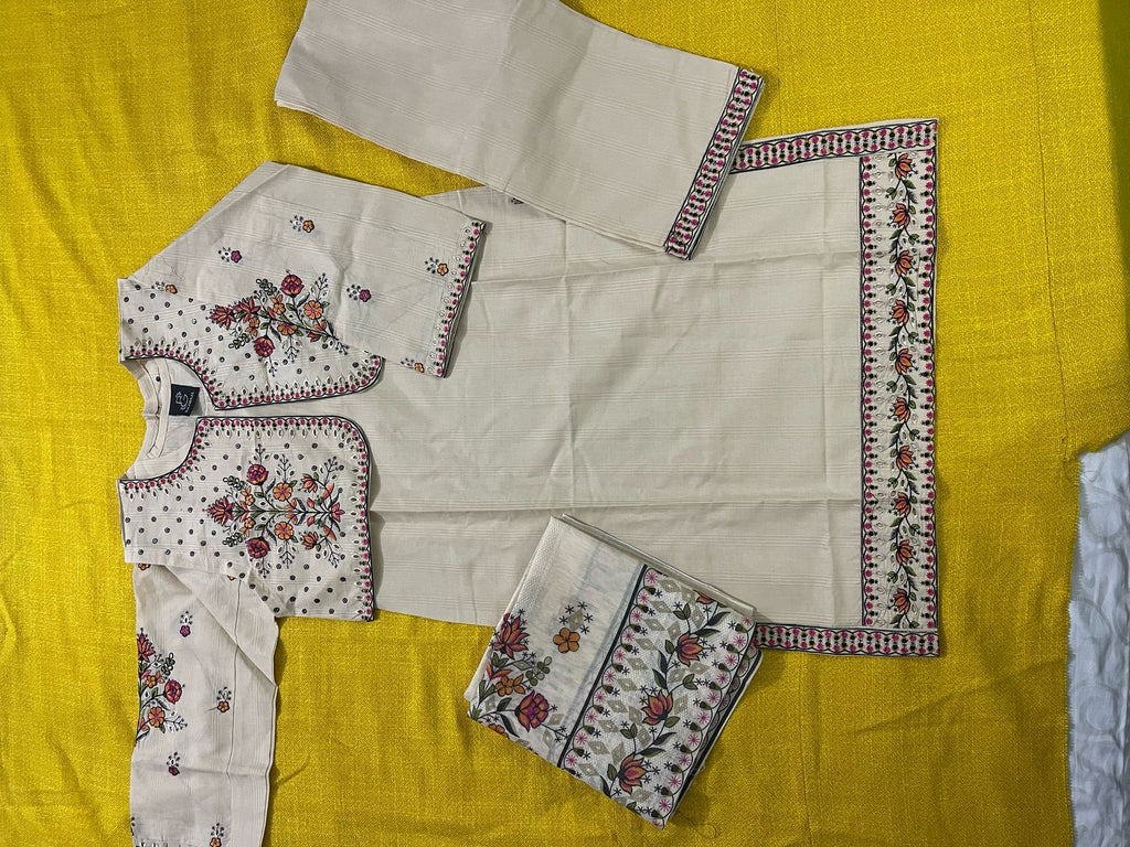 EMBROIDERED WOMEN STITCHED 3PC SUIT