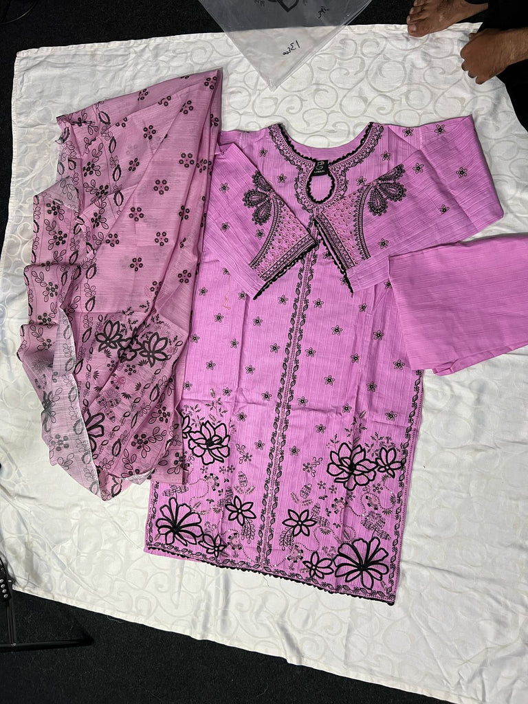 EMBROIDERED WOMEN STITCHED 3PC SUIT